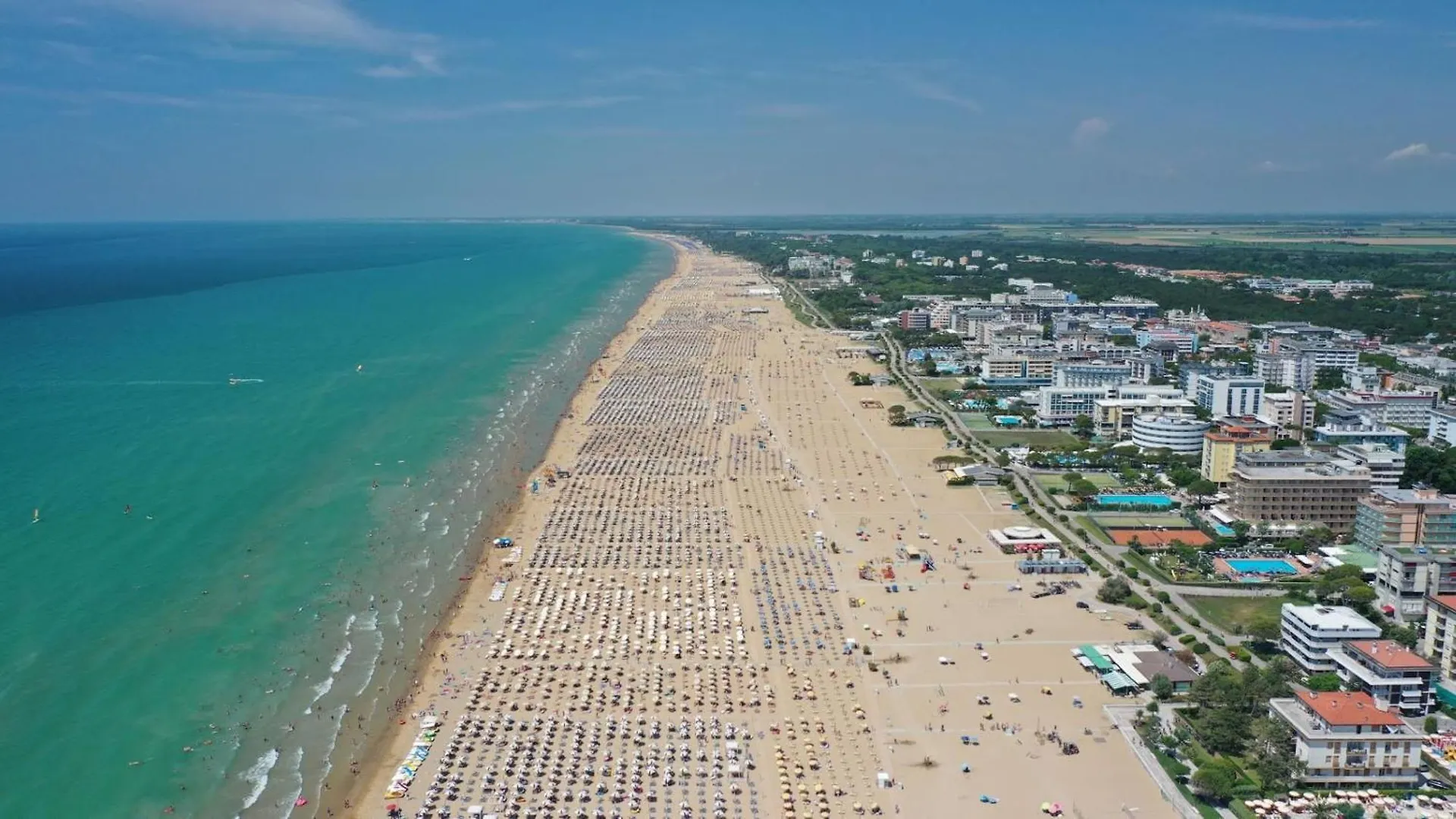 Beautiful Studio Apartment In A Seafront Building Bibione